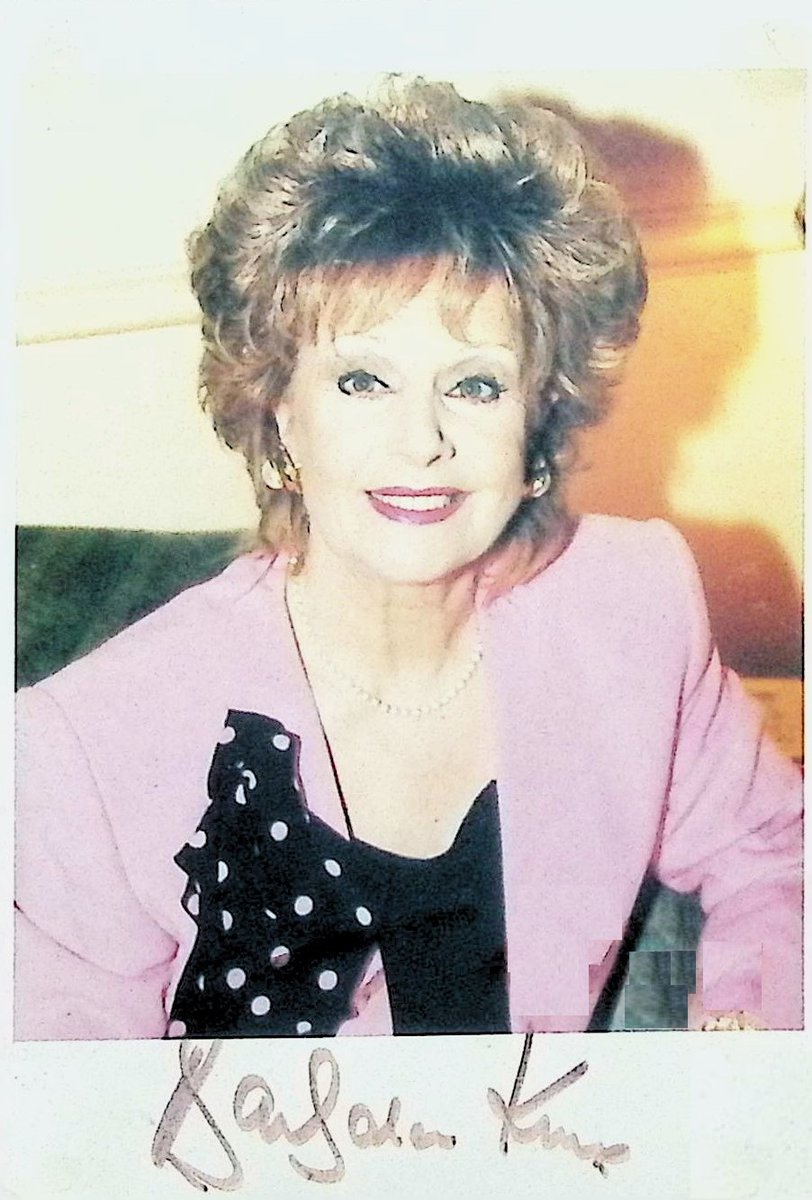 TvDidYouSee's tweet photo. Who's in today's selection of Corrie cast cards from the early nineties? Warren Jackson, Lynne Perrie, Geoff Hinsliff and Barbara Knox
#corrie #castcards https://t.co/MpNn1ttNgs
