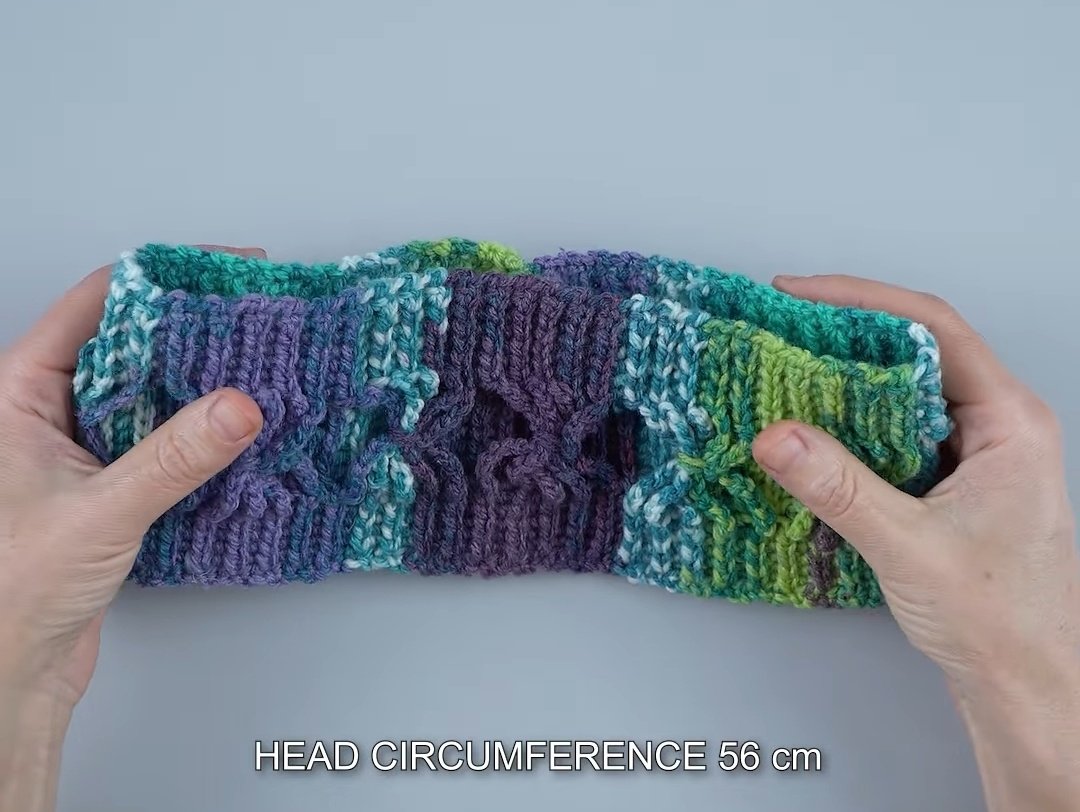 Beautiful headband #communitycreations #yarn #fiberartist #crochet #crocheting #crocheted #howtocrochet #handmade #handmadecrochet #crochetersoftheworld #crocheters #crochetingofinstagram #crochetworld #pattern #stitch #headband #colorful #DIY