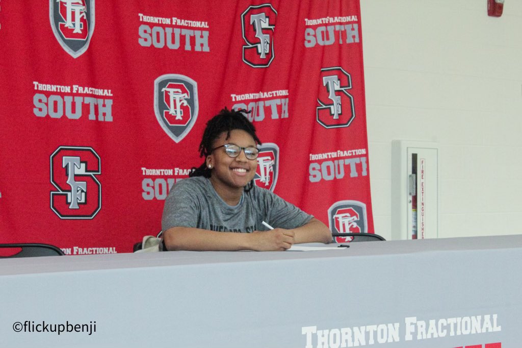 TF South Red Wolves Varsity Girls Basketball Team tweet media