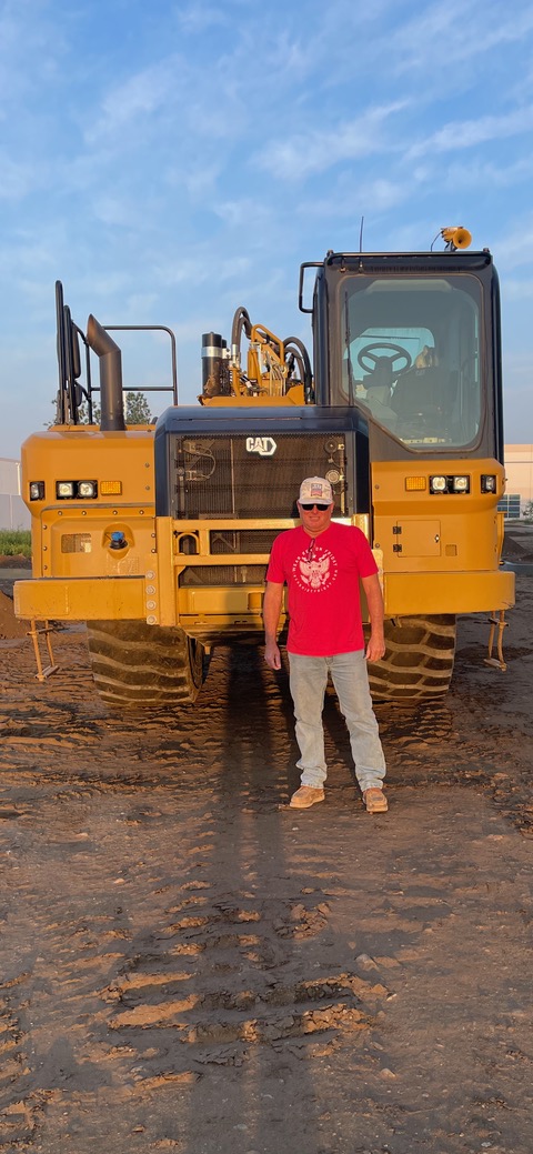 Midweek reminder to have your red shirt ready!

#RedShirtFriday #RSF #nonprofit #supportourtroops #supportourveterans #proudamerican #usarmy #usmc #usnavy #usairforce #spaceforcedod #uscg #usnationalguard #usmilitary #respecteveryonedeployed #remembereveryonedeployed