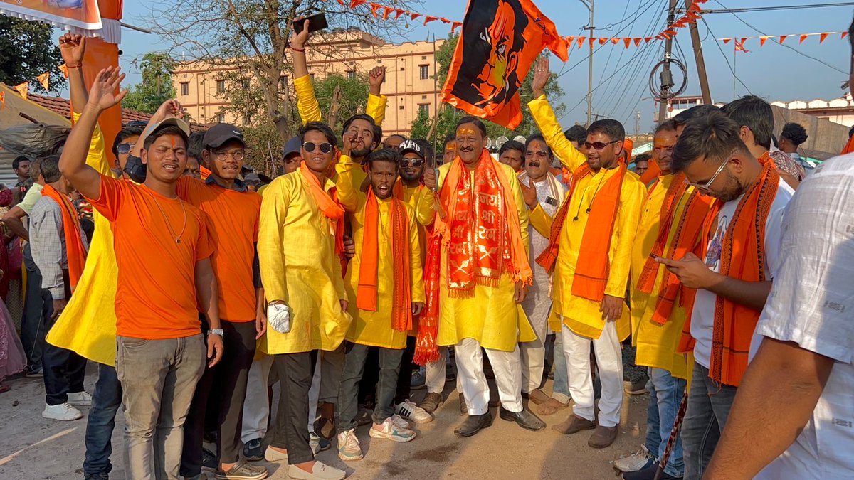 MurliSharmaBJP's tweet photo. ପବିତ୍ର ଶ୍ରୀରାମ ଜନ୍ମ ଉତ୍ସବକୁ ବଡ଼ବିଲ ଠାରେ ଶ୍ରଦ୍ଧା ଓ ଭକ୍ତିର ସହିତ ପାଳନ କରାଯାଇଅଛି। ପ୍ରତ୍ୟେକ ବର୍ଷ ପରି ଚଳିତ ବର୍ଷ ମଧ୍ୟ ମହା ଆଡ଼ମ୍ବର ସହିତ ହଜାର ହଜାର ଭକ୍ତଙ୍କ ସମାଗମରେ ମହାପ୍ରଭୁ ଶ୍ରୀରାମ ଏବଂ ଭକ୍ତଶ୍ରୀ ବଜରଙ୍ଗବାଲୀଙ୍��ର ସୁସଜ୍ଜିତ ବିମାନ ଶୋଭା ଯାତ୍ରାରେ ନଗର ପରିକ୍ରମା କରିଥିଲେ । https://t.co/1e5lYzuqAo
