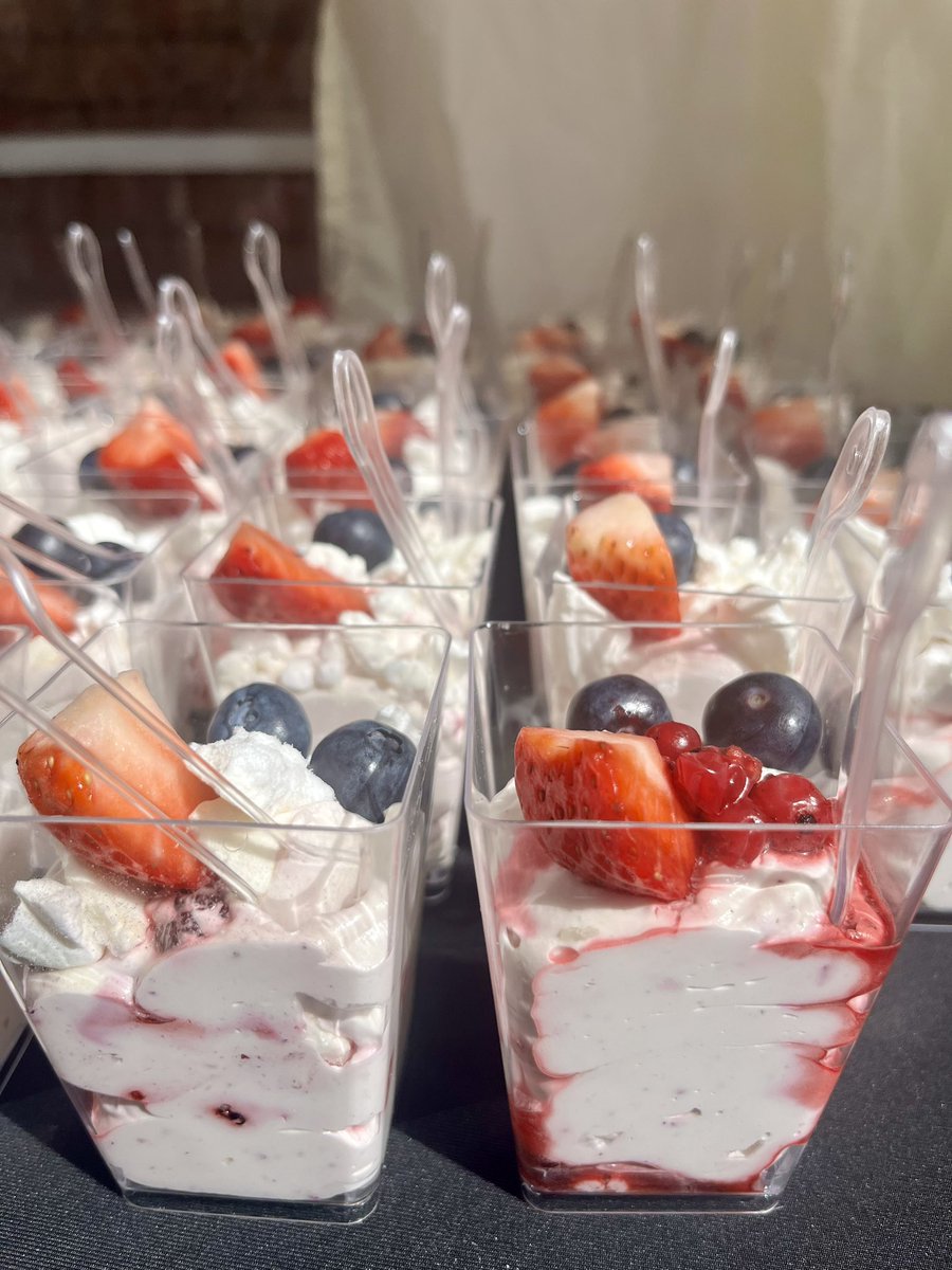 Individual puds for buffet dessert tables or individual Pots.
The choice is yours.
Lemon Posset & Vanilla Biscuits 
Or
Eton Mess.
(Served up this week.)

#dessert #desserttable #lemonposset #etonmess #individualpuds #caterer 
#catering #cateringservice  #smallbusiness #sbswinner