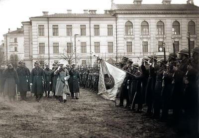 #KotwicaHistorii 
19.04.1919 r. Podczas trwania wojny polsko-bolszewickiej wojsko polskie zajęło Wilno.