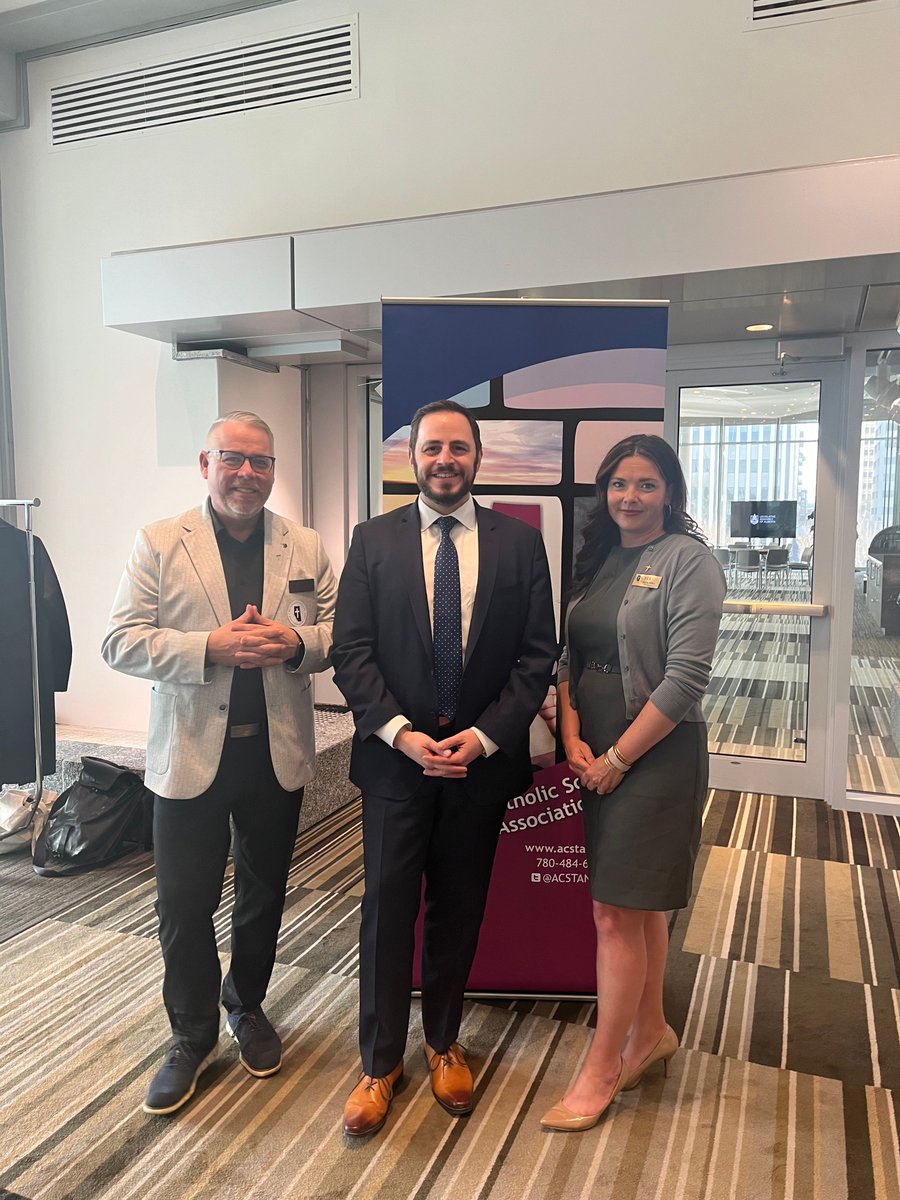 demetriosnAB's tweet photo. I was pleased to attend the Alberta Catholic School Trustees Association MLA reception. Supporting Catholic education is one of our many commitments to delivering a world-class education system that will set Alberta students up for success. https://t.co/CClDngdEQ6