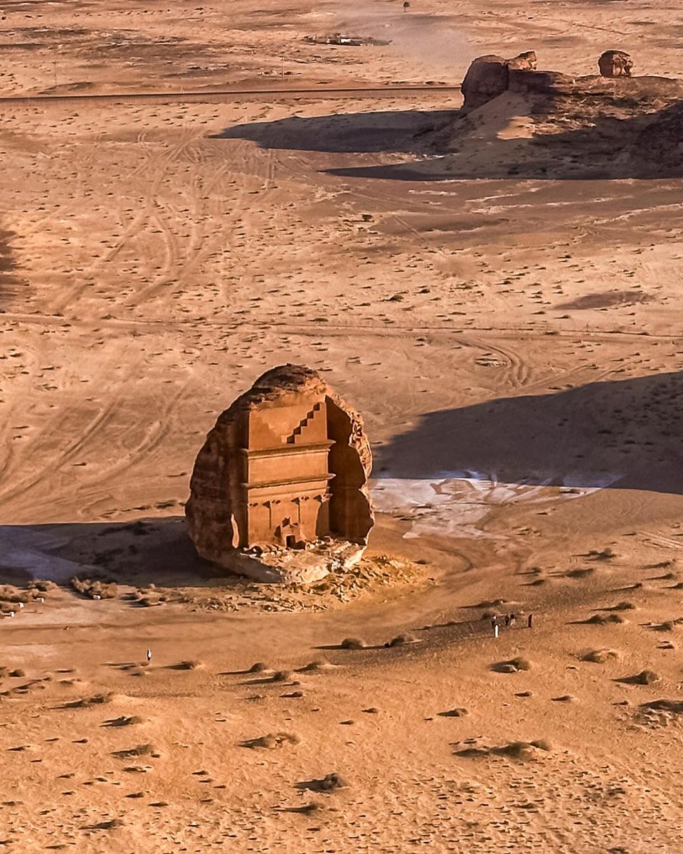 Exploring the @unesco Heritage Site of Hegra will give you a sense of just how innovative and talented the Nabateans were at crafting the cities of the past. Discover mesmerizing beauty and ancient cultures in AlUla. #VisitSaudi. by @lineccepibile ​ #VisitSaudi