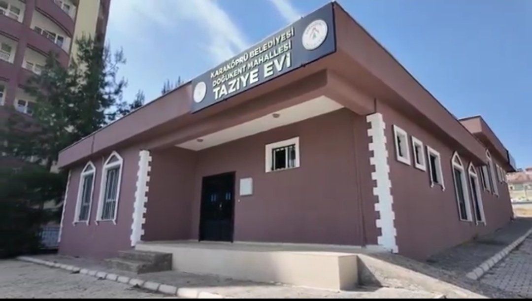 Taziye evi sorunu yeni dönemde çözülmeli. 1. Taziye evleri belediyelere devredilerek,personel desteği buradan verilmeli. 2. Taziye evleri ücretsiz olmalı. 3. Çay kahve ikramları belediyeler tarafından karşılanmalı. (Ülkemizde birçok belediye yapıyor) Defalarca kez gündeme…