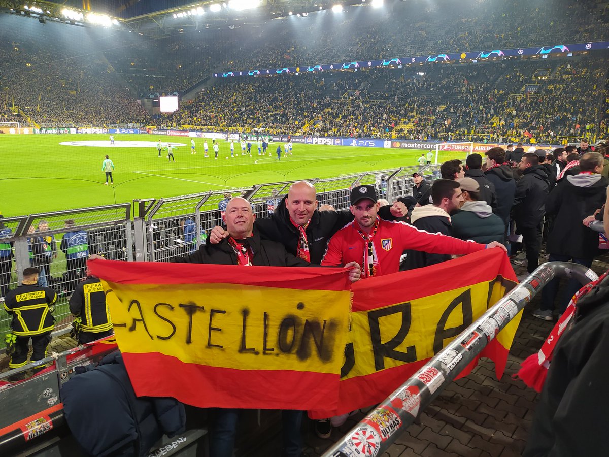 ATMCastellon's tweet photo. La Peña Atlético de Madrid de Castellón estuvo presente apoyando al equipo en Dortmund. Lástima que no pudimos obtener el pase a semifinales. https://t.co/fZvd8Ajjn6