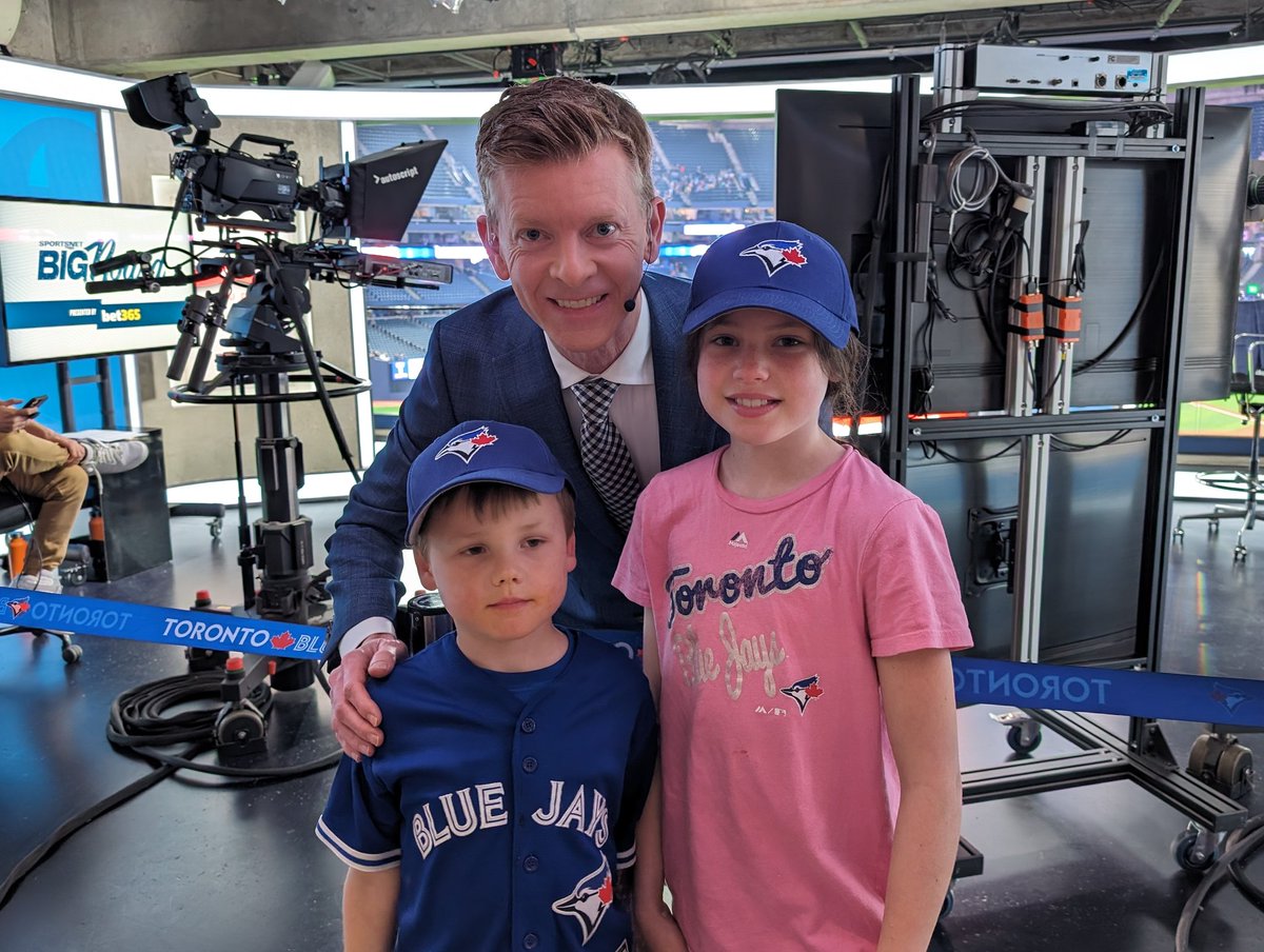 Stay classy <a href="/SNETCampbell/">Jamie Campbell</a>! What a gem! Let's go Blue Jays!