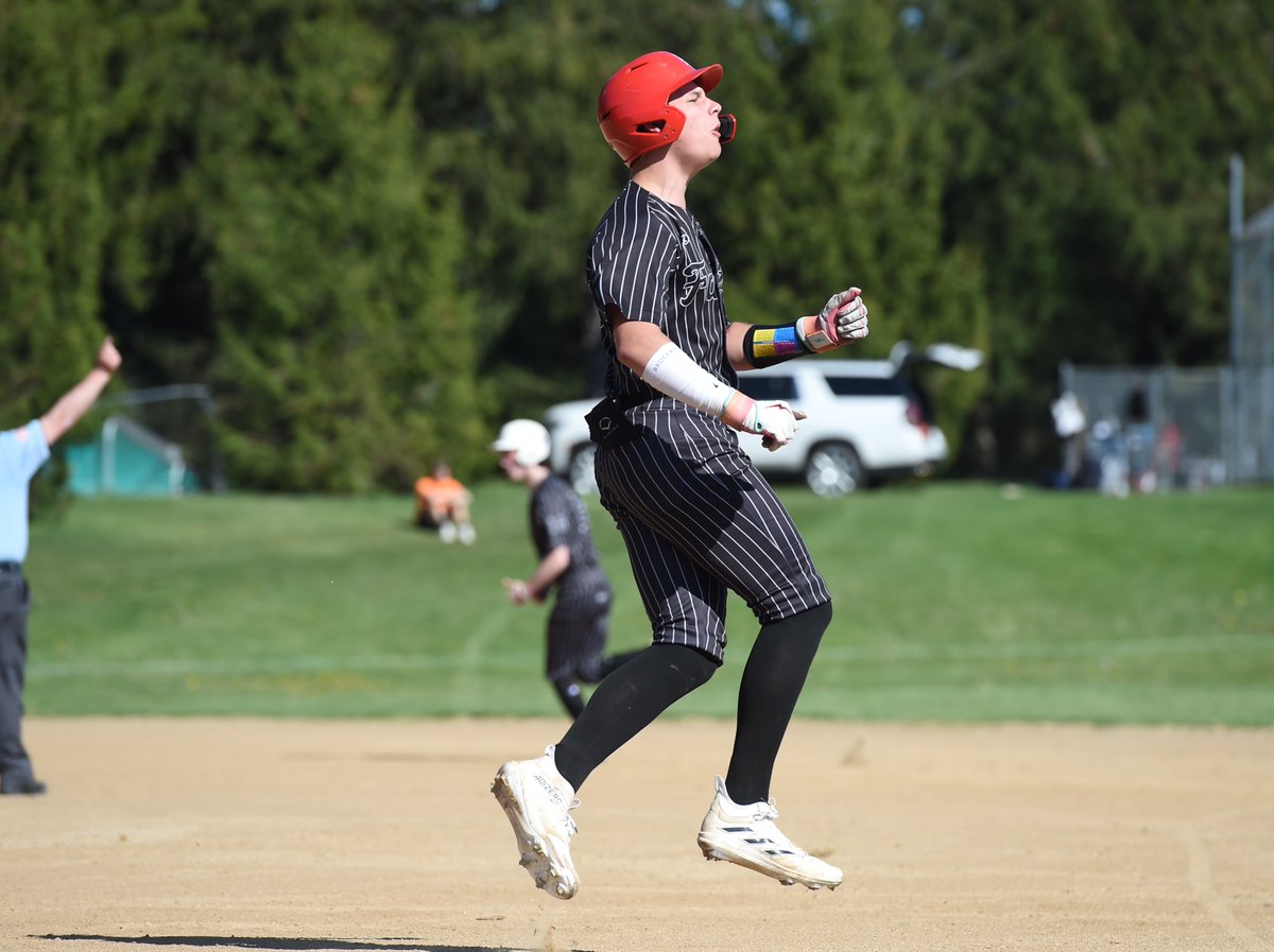 mpcabrey's tweet photo. #BASEBALL: Faith Christian scores 6 runs in 1st, tops @dock_athletics (By @mpcabrey) https://t.co/78OyOI2ZB6 https://t.co/XtMxmSY01R