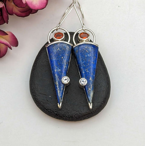 Ancient Idol Lapis lazuli, Mexican fire opal and rock crystal are the featured stones in these showstopping earrings. Absolutely one of a kind, a seriously contemporary take on a sun goddess idol. emmascottjewellery.com/product-page/a… #womaninbizhour #handmadehour #MHHSBD