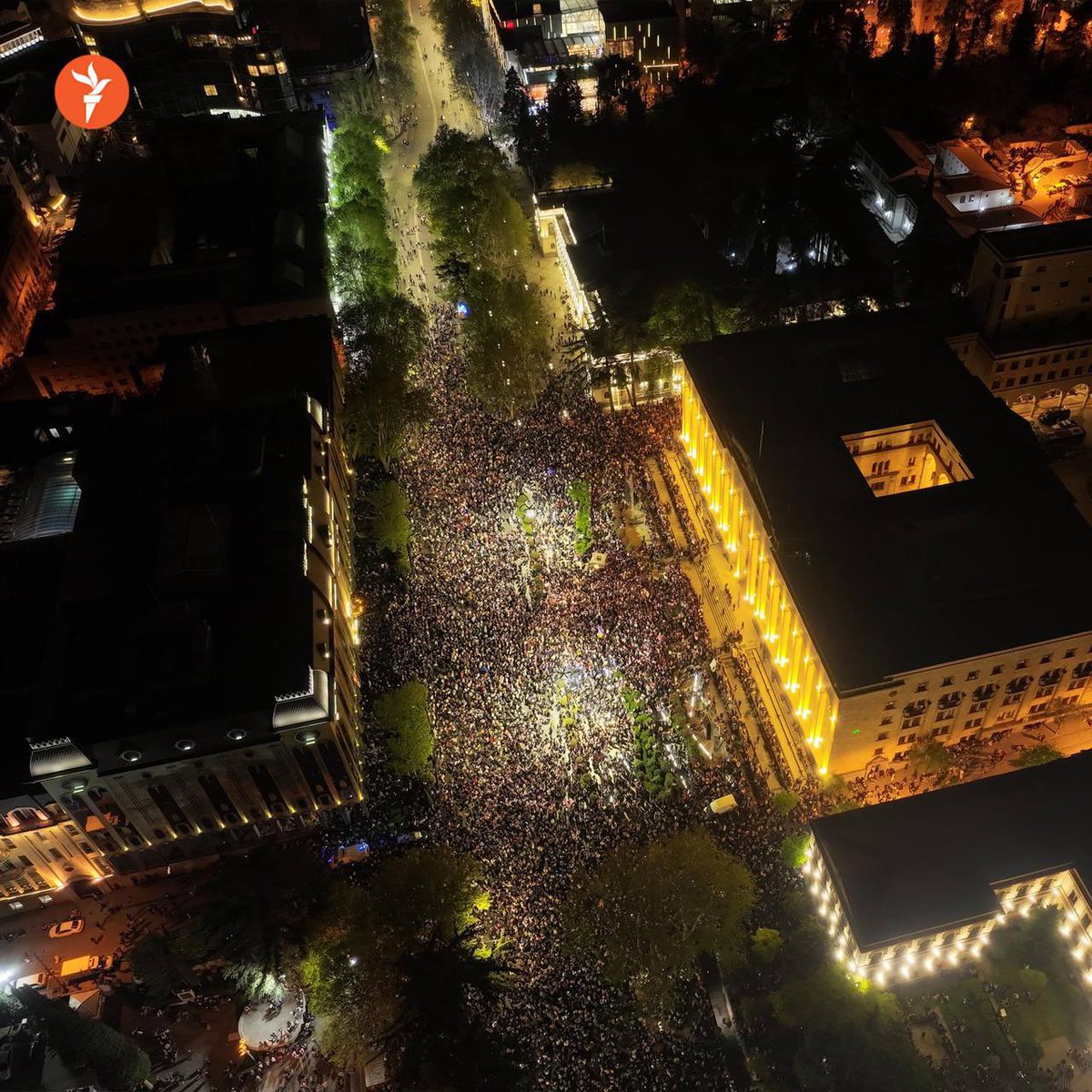 Drone view of today’s protest against Russian law in #Tbilisi via @RTavisupleba