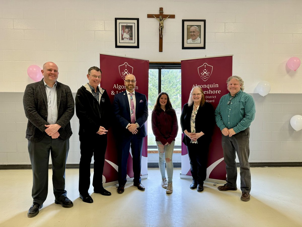 Congratulations to Madison for being this year’s Beacon of Hope at <a href="/alcdsb_jams/">St. James Major Catholic School</a> in Sharbot Lake! The school community gathered for a pizza lunch this afternoon to celebrate Madison’s involvement with her peers, her school &amp; community. #ALCDSBBlessed #ALCDSBMYSP