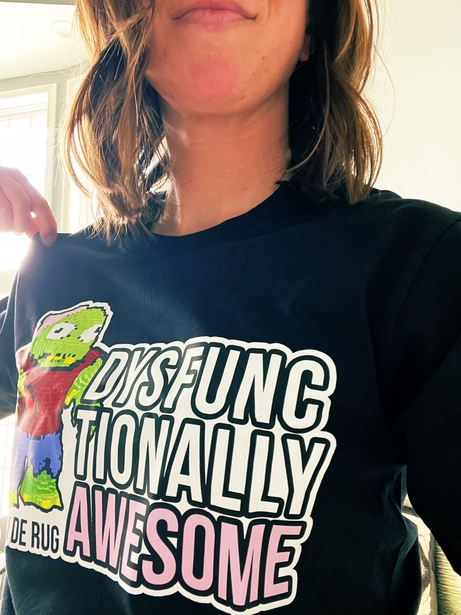 BigCritBritt's tweet image. I love it when my life’s like this🎵

#dysfunctionallyawesome