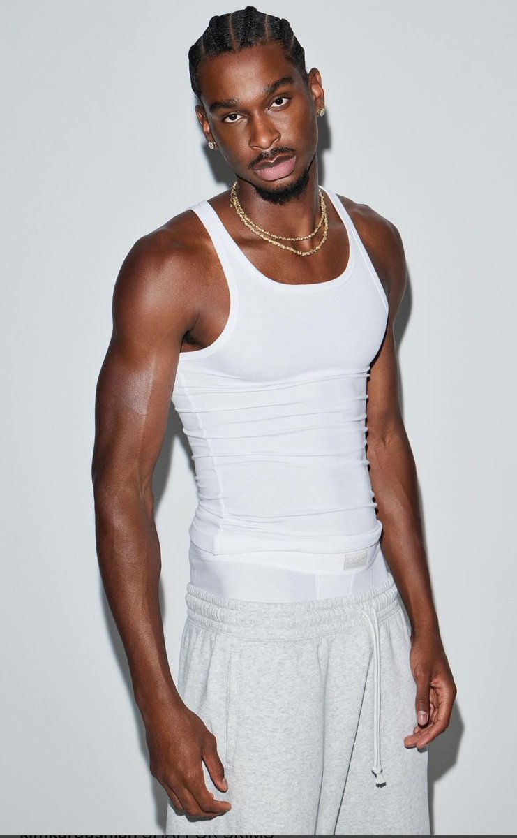 It pains me when I have to hear D Rose is the worst MVP in the modern era and then I remember they’re about to give it to this guy 😭🤡