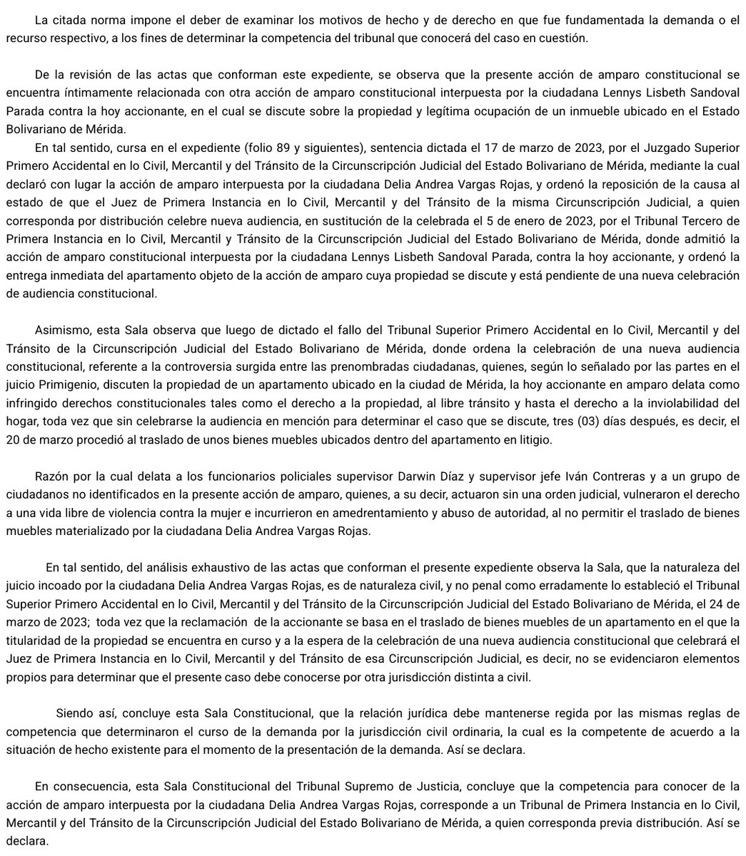 Sentencia N° 1046 del 01/08/2023 Sala Constitucional @TSJ_Venezuela La naturaleza del juicio incoado es de naturaleza civil, y no penal. Competencia. Amparo. Discuten la propiedad de un apartamento. historico.tsj.gob.ve/decisiones/sco…