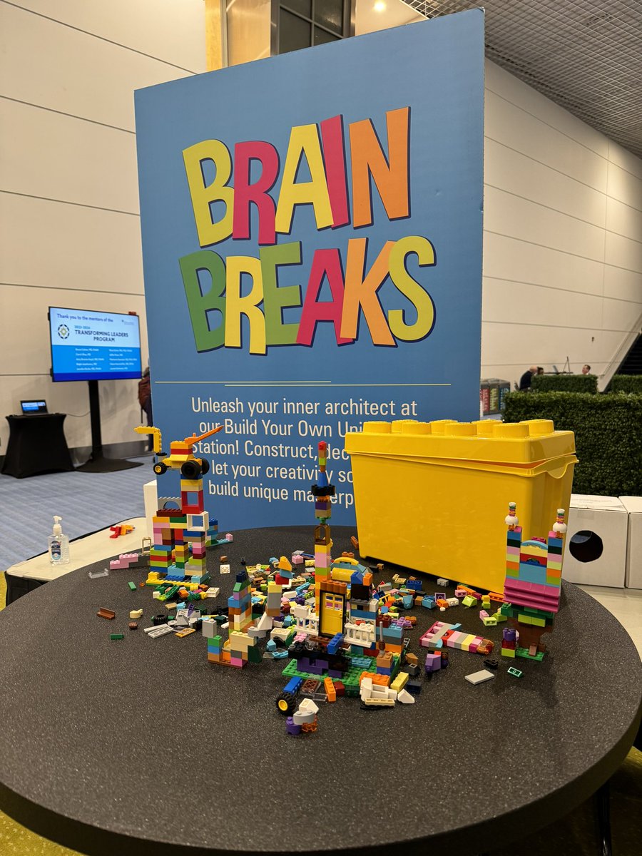 FigariRenzo's tweet photo. Brain Breaks at the #AANAM @AANmember what a great idea. https://t.co/xUdlfndcEE