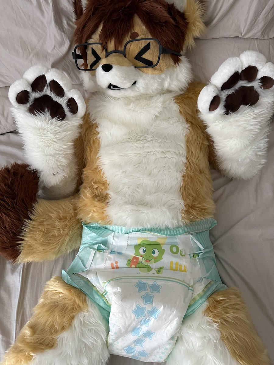 SmallerRhy's tweet photo. im not wearing a diaper you are https://t.co/AGCsVpPhMV