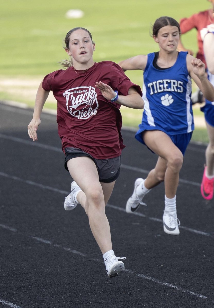 Addie Sorrelle was a major highlight of the middle school meet at Lakeview Middle. She won the 100 meters, high jump, and long jump and was a member of the 4x100 relay that was 2nd.

She’s only in sixth grade. 😳