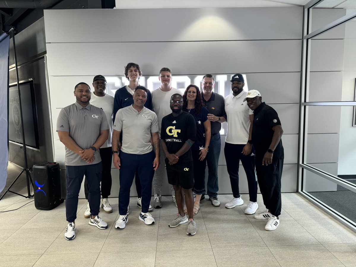 GetSusanGetSOLD's tweet photo. Thank you @GTMBB & Coach @PershinWilliams for the first class treatment and thank you @Iambiggie503 for offering @jacksonmcvey_ a scholarship to your amazing basketball program. #FOOTER #7foot1 #ESPN4Star #15CenterInTheNation @TMarkwith14 @SandysSpiel @charlespackk @TeamCurry https://t.co/KEixkmPkYB