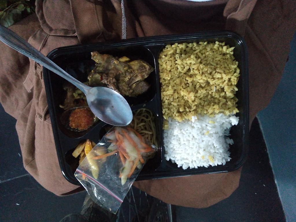 cameldae's tweet photo. Makan bang, anjay... https://t.co/8k27vu4ExI