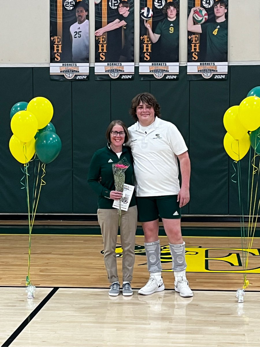 Another awesome mentor night for our boys volleyball seniors. We thank the mentors for their leadership and care for our students. Congratulations to our seniors are and thank you for representing our school with pride.