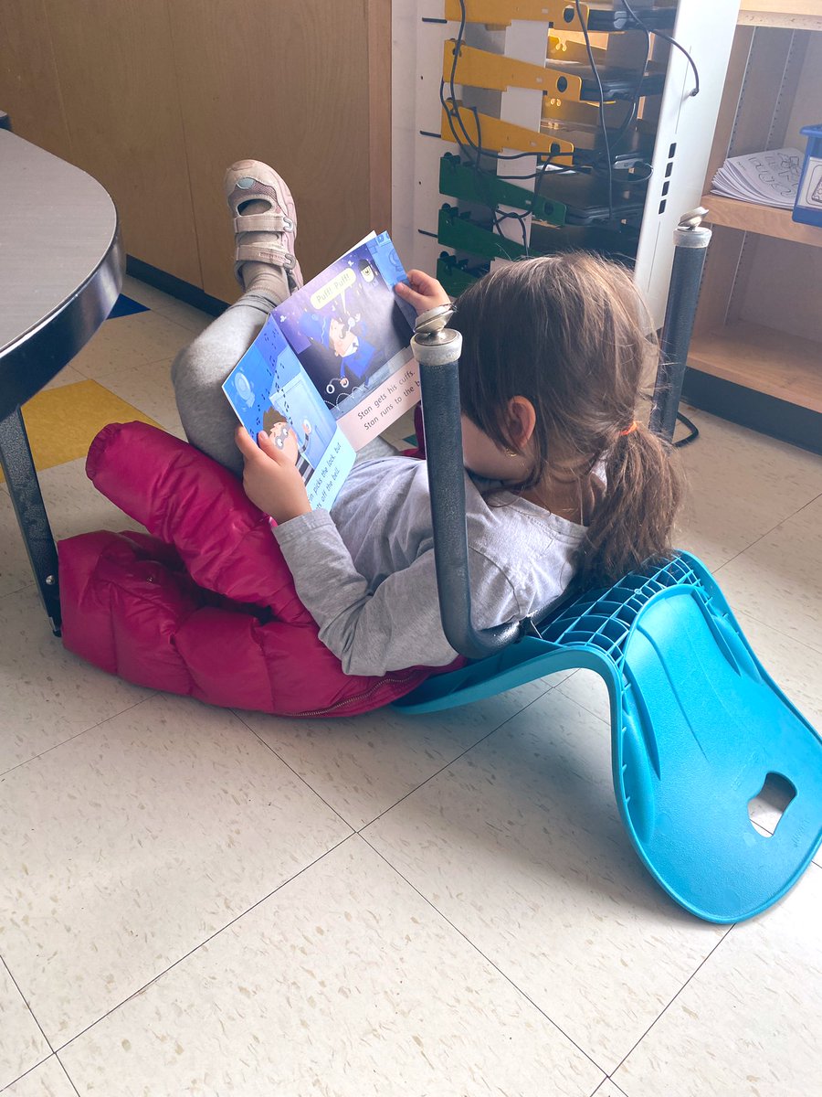 Ashley Ostrom tweet media