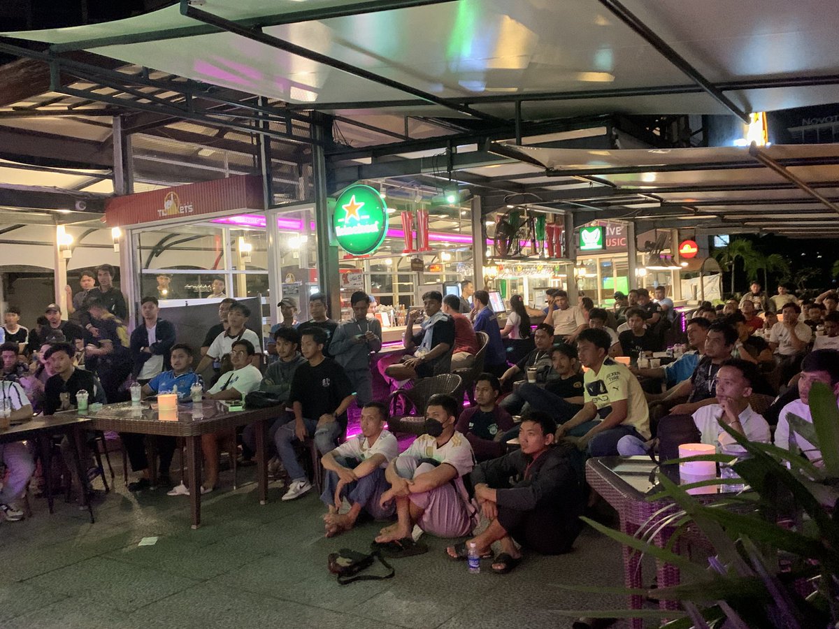 Tetap semangat daeng, kita coba tahun depan lagi

Selamat <a href="/Madridista_Mks/">PRMI Makassar</a> sampai ketemu kembali..

#mcsciindonesia #mcscimakassar #mancityosc