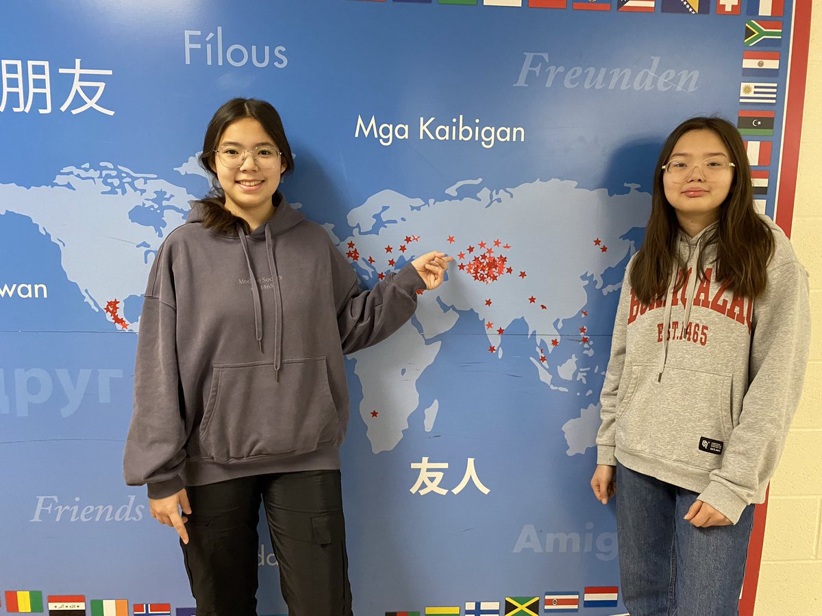 From Kazakhstan to Spain to @Kings_HS Welcome to your new home, girls! <a href="/Kings_Schools/">Kings Local Schools</a> 🇰🇿🇪🇸🇺🇸👑💪