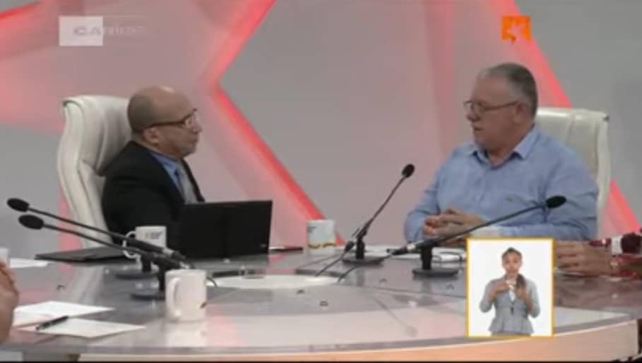 geiacuba's tweet photo. Directivos del @geiacuba informan a la población en @mesaredondacuba  de los problemas reales en la industria y las alternativas para vencer los desafíos.
@minalcuba 
#AlimentariaPorCuba #GenteQueSuma https://t.co/SIvOC3RmSV