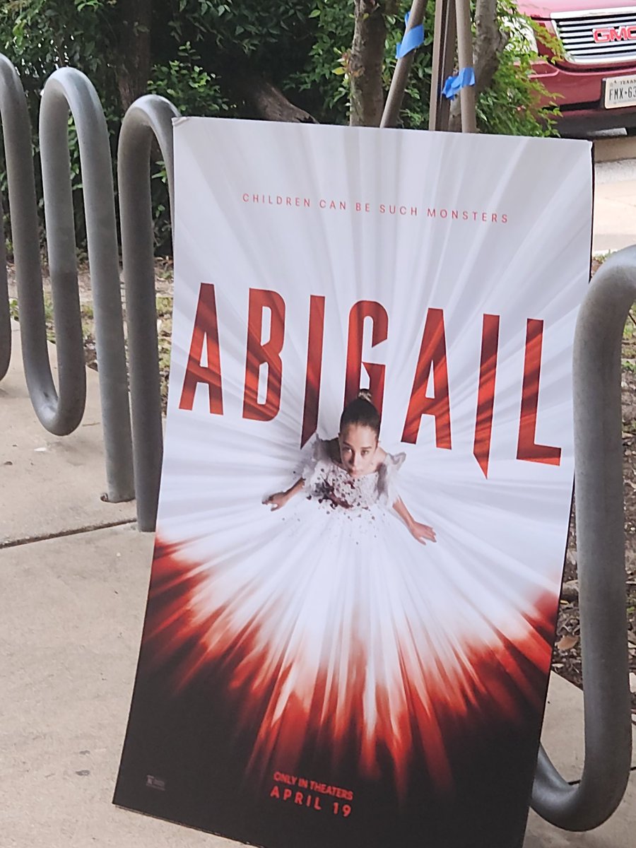 GrownManBidness's tweet photo. @TheSlyFoxClub #AbigailTheMovie #AbigailATX https://t.co/3YgkKKxnct