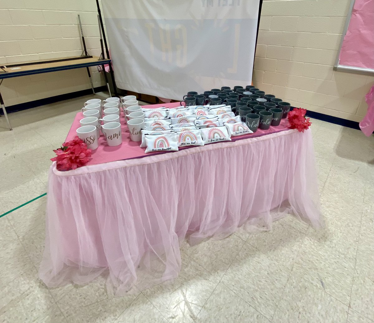 Ms. Glencer tweet media