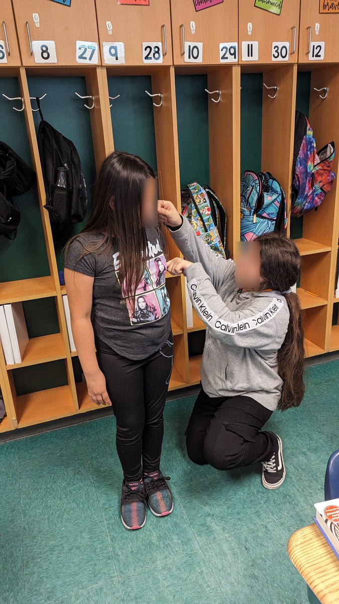 EZbeingGreene_'s tweet photo. Measurement Time in 4th Grade π
Today we measured different objects in the classroom from pencils to our classmates and teachers! Using rulers and yardsticks to measure is so engaging! Thank you for joining us @PESori06 #PPSShines #VESSoars #MsGreenesGrasshoppers @VictoryElemPPS https://t.co/CJDpmX9UXc