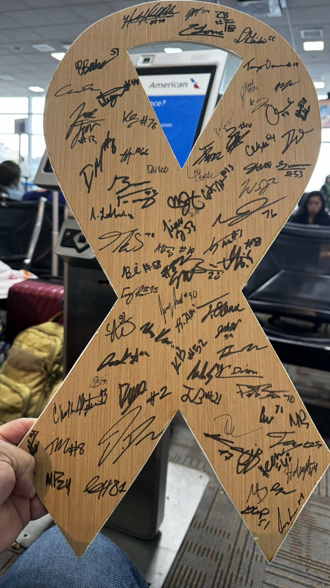 Pierre de Delva (@pierrededelva1) on Twitter photo Thank you <a href="/chrisdraft/">Chris Draft</a> for supporting the work to eradicate lung cancer and for the championship <a href="/UMichFootball/">Michigan Football</a> team for being part of the <a href="/TheWRP4LC/">The White Ribbon Project™</a>. Will bring this ribbon back to MS to share the message of hope and action!
<a href="/GinaHollenbeck/">Gina Hollenbeck</a>
<a href="/hollenbeck_h6/">Hudson Hollenbeck</a>
<a href="/MSLCRT/">Mississippi Lung Cancer Roundtable</a>
<a href="/UMMC_Cancer/">UMMC Cancer Center and Research Institute</a> Thank you <a href="/chrisdraft/">Chris Draft</a> for supporting the work to eradicate lung cancer and for the championship <a href="/UMichFootball/">Michigan Football</a> team for being part of the <a href="/TheWRP4LC/">The White Ribbon Project™</a>. Will bring this ribbon back to MS to share the message of hope and action!
<a href="/GinaHollenbeck/">Gina Hollenbeck</a>
<a href="/hollenbeck_h6/">Hudson Hollenbeck</a>
<a href="/MSLCRT/">Mississippi Lung Cancer Roundtable</a>
<a href="/UMMC_Cancer/">UMMC Cancer Center and Research Institute</a>