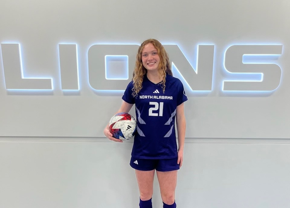 I am so grateful and excited to announce that I have verbally committed to play D1 soccer @UNASoccer! Thank you to my family, friends and coaches and to @chrisw985 @adam_sportsman and @TaraMcQueenn for giving me this opportunity! #RoarLions 🦁