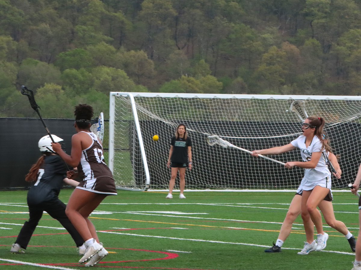 mdjones_13's tweet photo. @SJCP_Athletics @TheParkSchool @FrederickSports @SJCPrep @SJCP_AD @coachstu34 @IAAMconnected 3 of 3 ... Final @SJCP_Athletics 15 @TheParkSchool 10 ... @FrederickSports @SJCPrep @SJCP_AD @coachstu34 @IAAMconnected ... https://t.co/hOhTm1GIBy