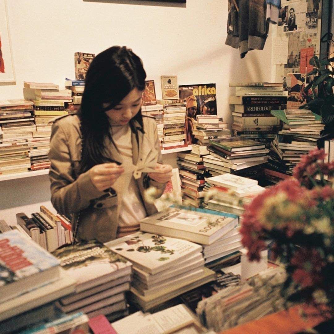 NO CHEATING, your last saved celebrity is your therapist… who is it?