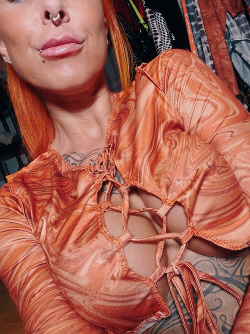 Hi 🤗 Und good night 🤫 #goodnight https://t.co/O8klZCNSEm<a href="/tag/goodnight"class="tags">#goodnight</a>