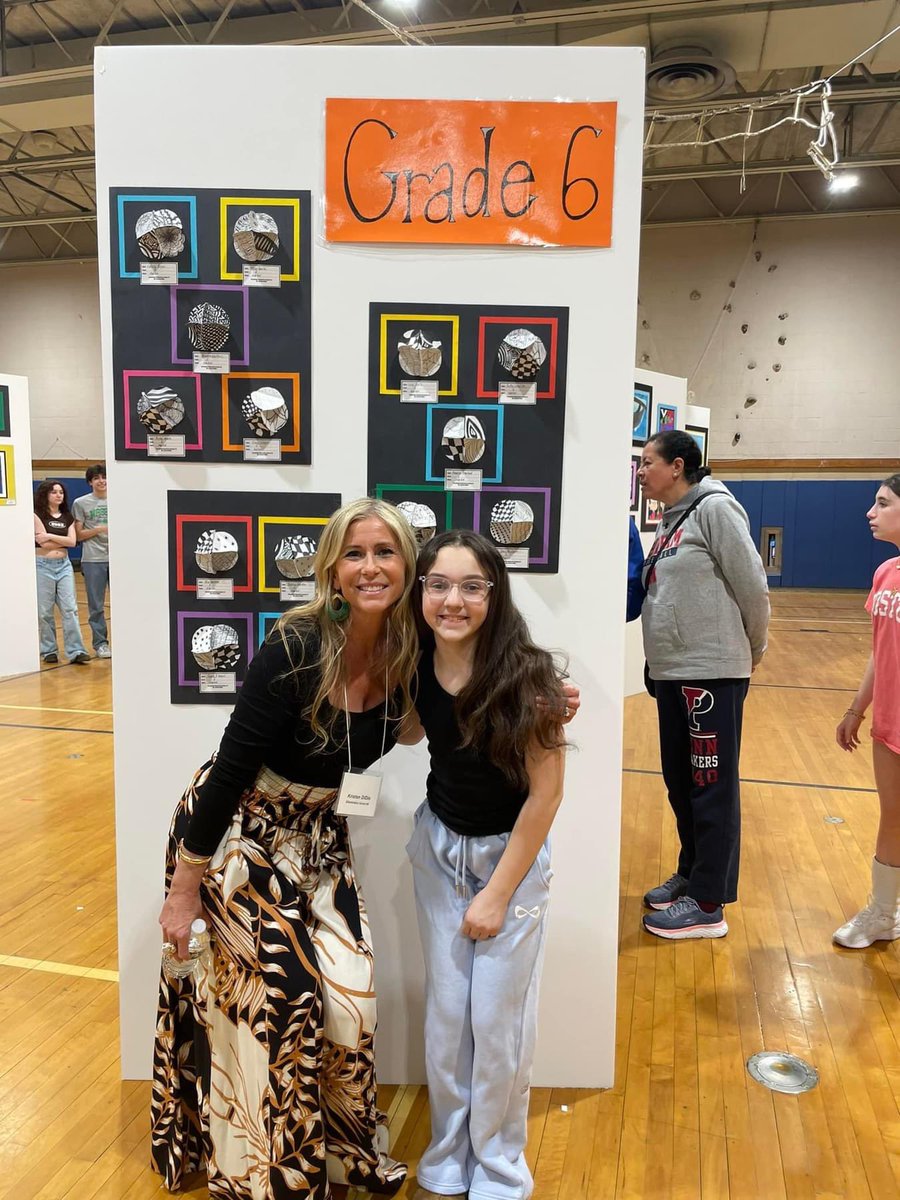 KDiDio8's tweet photo. Another incredible 
Arts Festival in the 📚 
Congratulations to all of our incredibly talented students!  We are beyond proud of you! 👨🏼‍🎨🎨♥️
@mrfreygould @O_School8 https://t.co/VarYp7XDbX