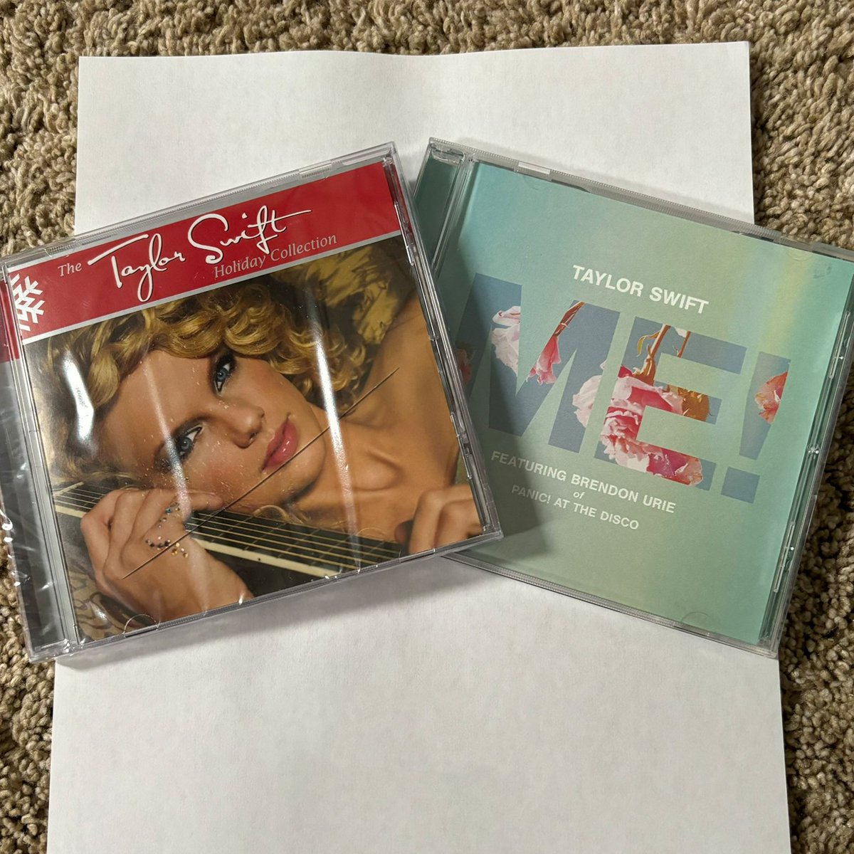 It’s not a signed TTPD 🥺, but how about a GIVEAWAY?

🎁: ✌🏻 Taylor Swift CDs! Holiday Collection (sealed w/ crack in case) &amp; ME! single (unsealed)

🤍Follow &amp; Repost
🤍Ends 4/25 @ 11:59pm EDT
🤍Winner randomly selected 4/26
🤍Use of multiple accounts prohibited

$PARAM $BEYOND