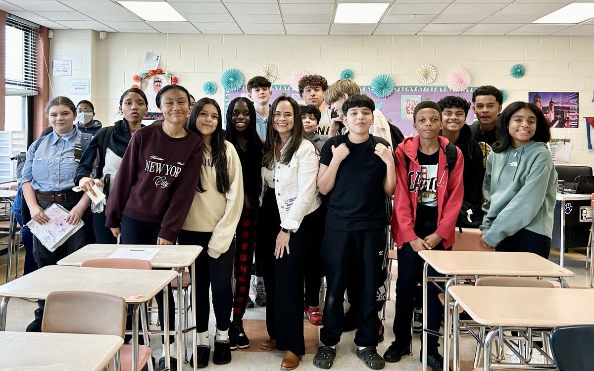 Desiree Stuart tweet media