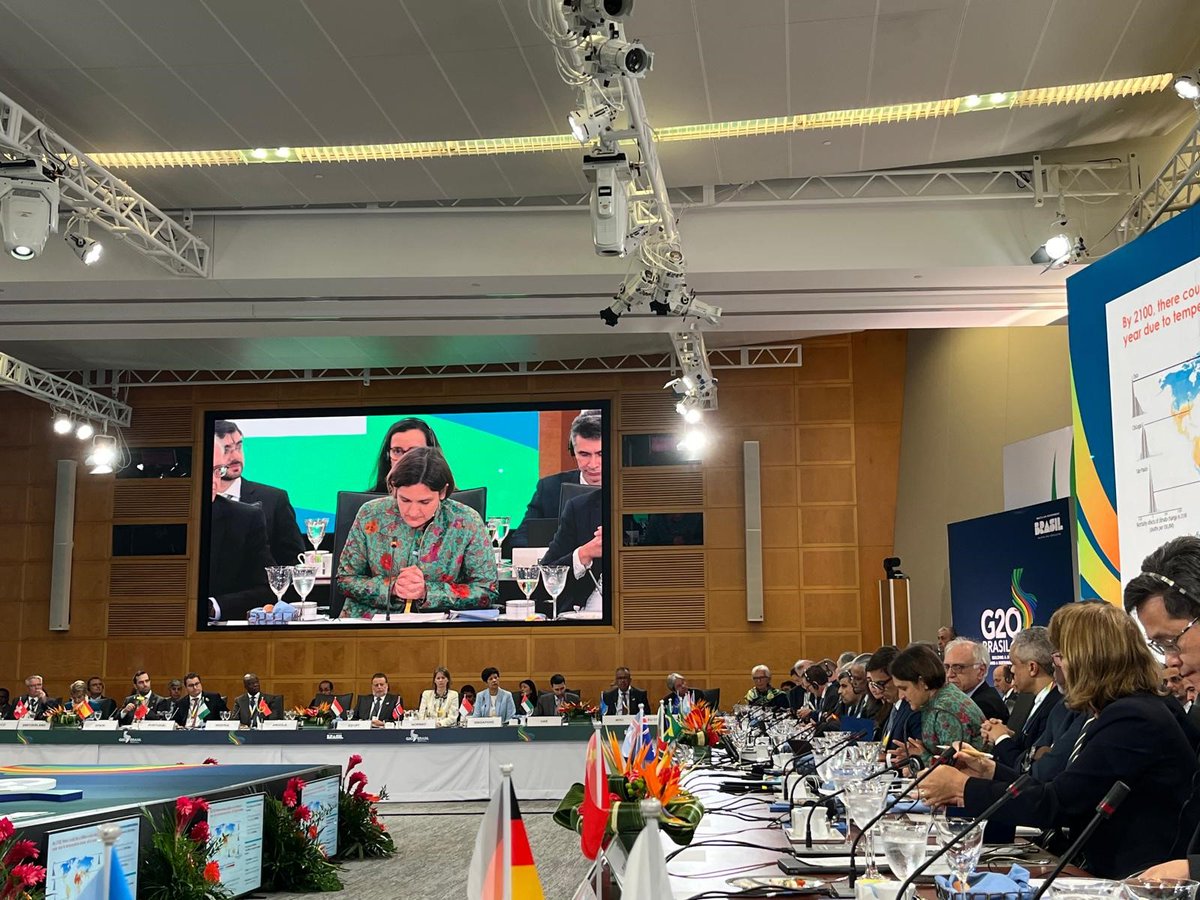 At the #G20 Finance Ministers & Central Bank Governor's Mtg, there's an urgent call to reimagine finance for a just transition to meet the #ParisAgreement. 

Together, countries must bridge gaps & anchor jobs & investments in #NDCs for climate action success.

#WBGMeetings