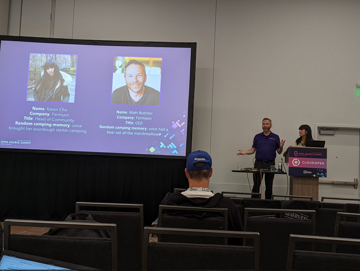 kaslinfields's tweet image. Finishing off my day at #OpenSourceSummit at &quot;Phippy&apos;s Field Guide to WASM&quot; with @technosophos &amp;amp; @karenhchu! 🦒