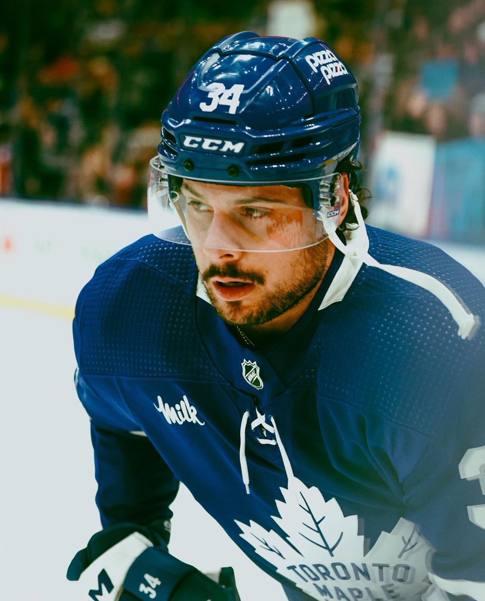I don't care if you lose 10-01 🤣😭
All I want is 70 goal for my Papi Matthews 🥺🩷 
#LeafsForever #NHLPlayoffs  #TORvsTBL