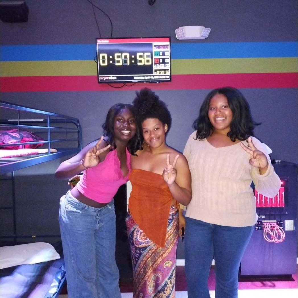 Fun! Fun! Fun! At EscapeRoom PSL! Book your fun with friends and family @ escaperoompsl.com or at our Vero Beach location @ escaperoomverobeach.com
#escaperooms #fun #verobeach #teambuilding #corperateteambuilding #birthdaypartyideas