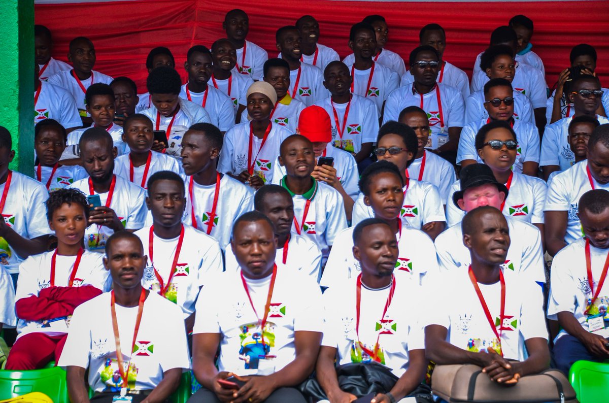 cnjbdi's tweet photo. 🇧🇮La conférence nationale de la jeunesse Ed. 2024 a débuté ce mercredi au stade #Ingoma à #Gitega, à l'initiative du @MinEACJSCBdi sous le thème : "Jeunes, travaillons ensemble pour atteindre la vision #Burundi émergent en 2040 et développé en 2060"
#CNJB
#JeunesseDynamique https://t.co/MPYcTE3SSv