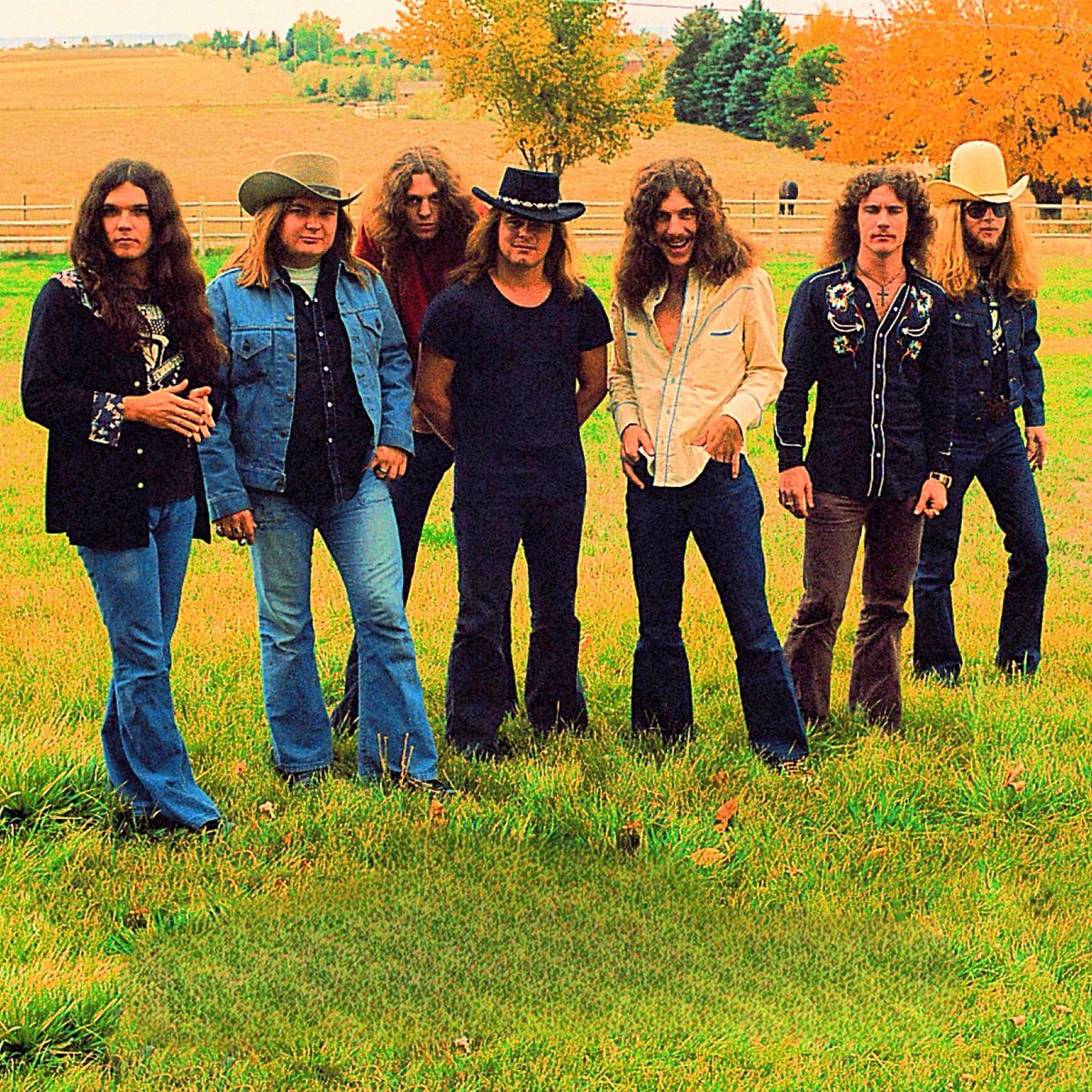 nostalgiarock's tweet photo. Lynyrd Skynyrd in 1974.

📷: Photo by © MCA Records/Lynyrd Skynyrd Archives • Edited by @nostalgiarock https://t.co/LalWLW4JQl