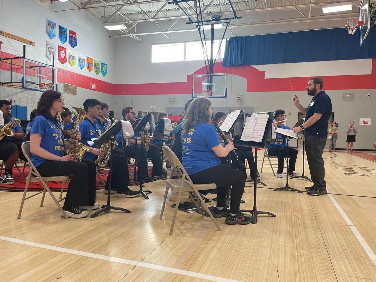 We had an incredible day on our Elementary Tour! Thanks @nweseagles @OESCards @bristowelem and @RichardsvilleEl for letting us come perform for your students today!
