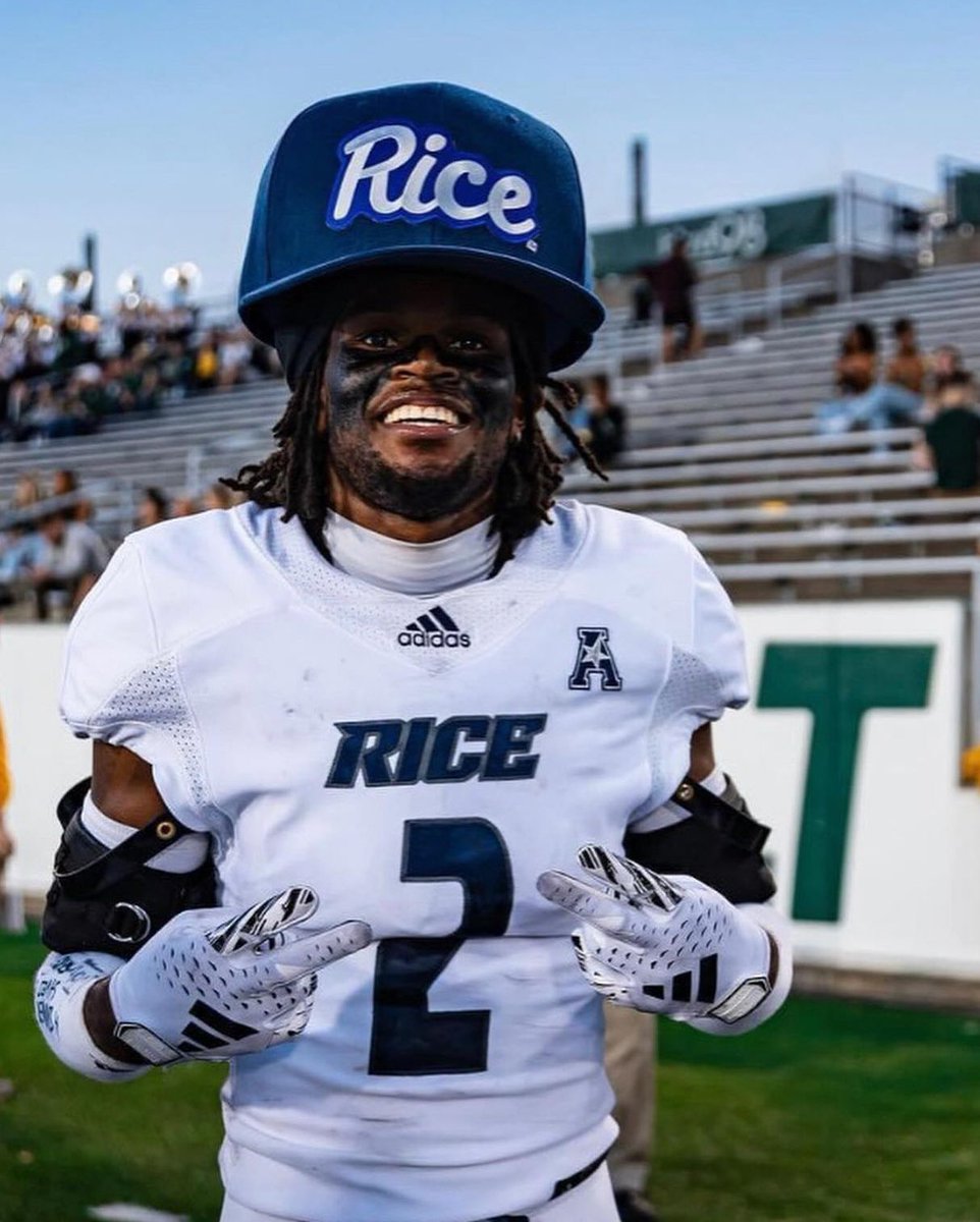 Notre Dame will host Rice grad transfer DB Tre'Shon Devones. Experienced corner who can also provide the ability to play some nickel. irishsportsdaily.com/forums/1/topic…