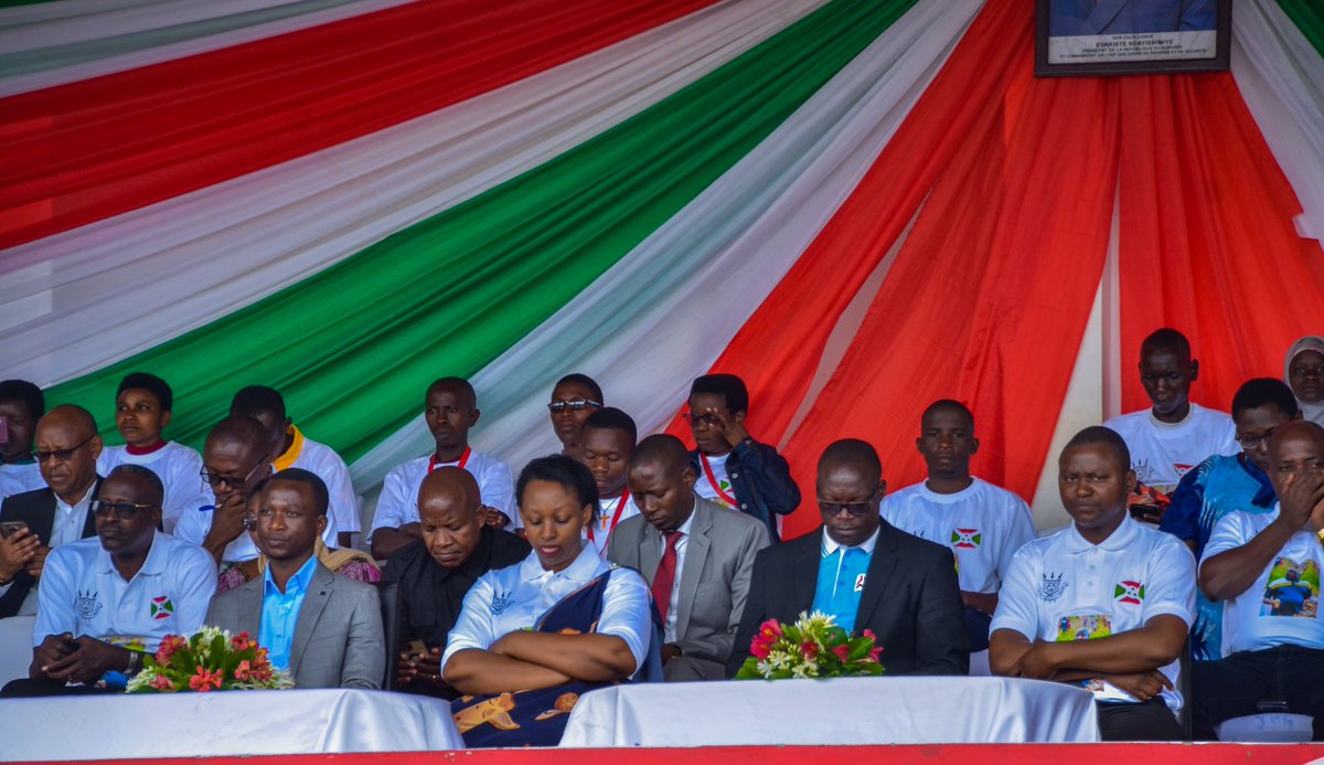 cnjbdi's tweet photo. 🇧🇮La conférence nationale de la jeunesse Ed. 2024 a débuté ce mercredi au stade #Ingoma à #Gitega, à l'initiative du @MinEACJSCBdi sous le thème : "Jeunes, travaillons ensemble pour atteindre la vision #Burundi émergent en 2040 et développé en 2060"
#CNJB
#JeunesseDynamique https://t.co/MPYcTE3SSv