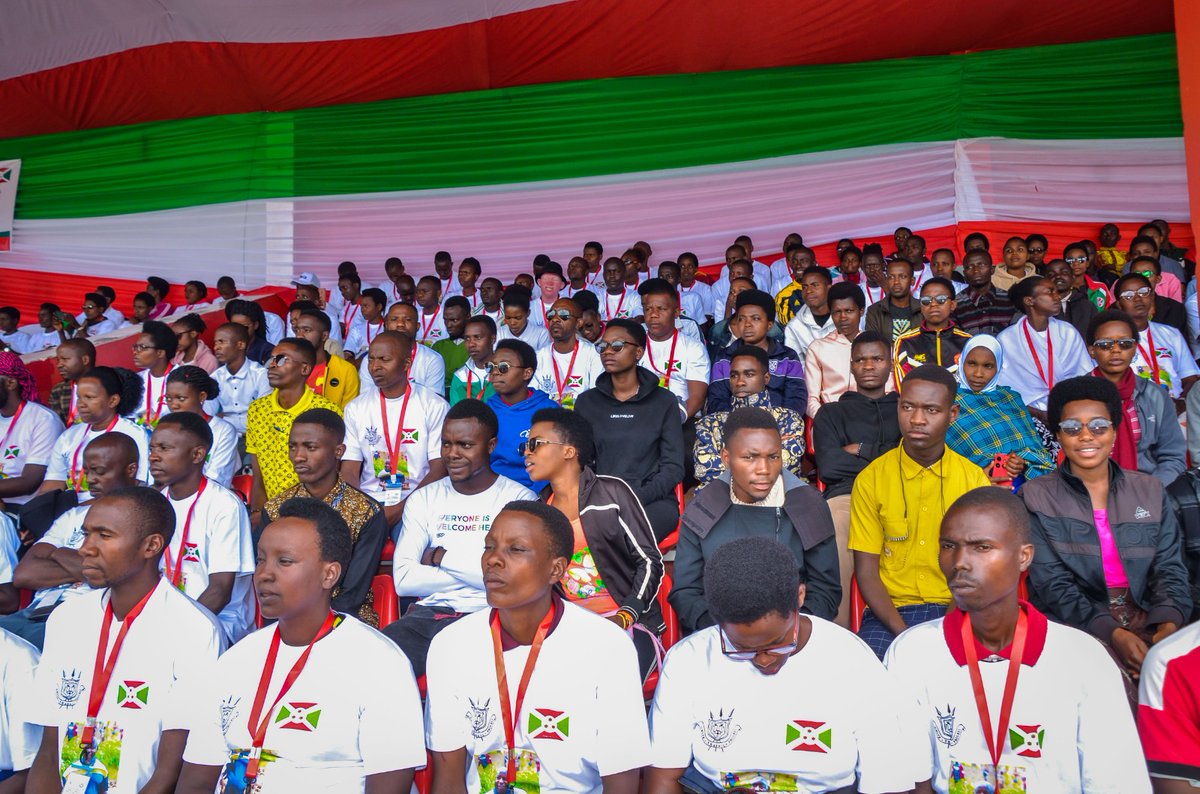 cnjbdi's tweet photo. 🇧🇮La conférence nationale de la jeunesse Ed. 2024 a débuté ce mercredi au stade #Ingoma à #Gitega, à l'initiative du @MinEACJSCBdi sous le thème : "Jeunes, travaillons ensemble pour atteindre la vision #Burundi émergent en 2040 et développé en 2060"
#CNJB
#JeunesseDynamique https://t.co/MPYcTE3SSv